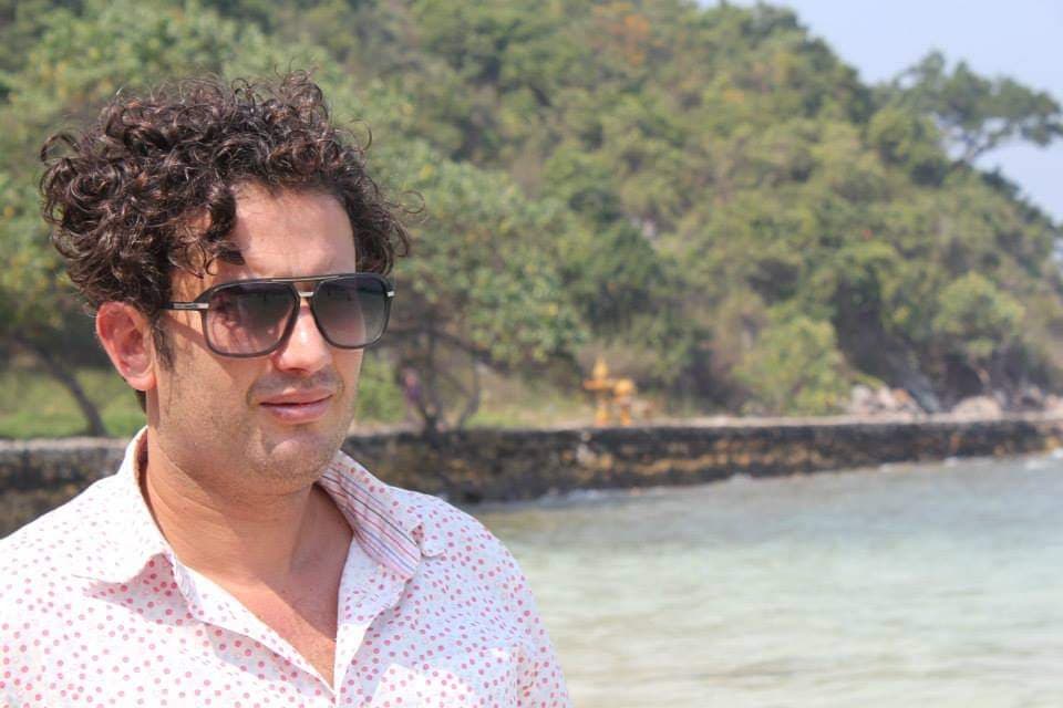 ياسمين الحمامات : مستثمر سياحي شاب يغادر البلاد و يناشد رئيس الجمهورية لتطبيق القانون !!